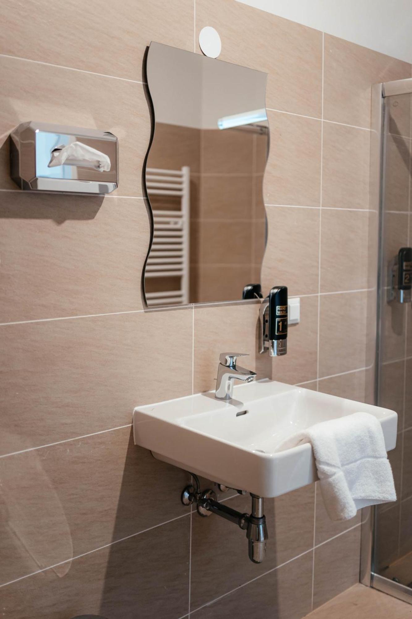 Apartament Lax *